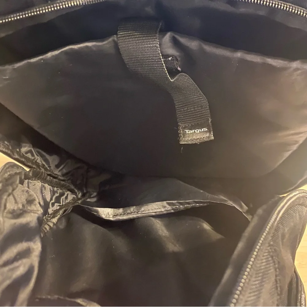 Targus Groove 17” Laptop Backpack Black